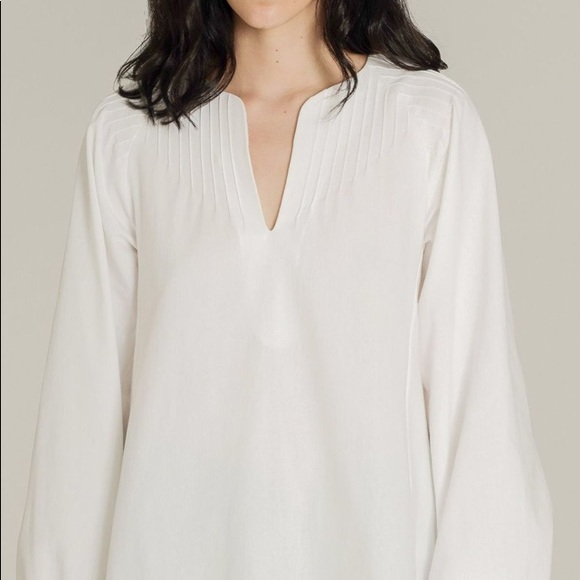 NWT COLLECTIVE white long sleeve top - Picture 2 of 12
